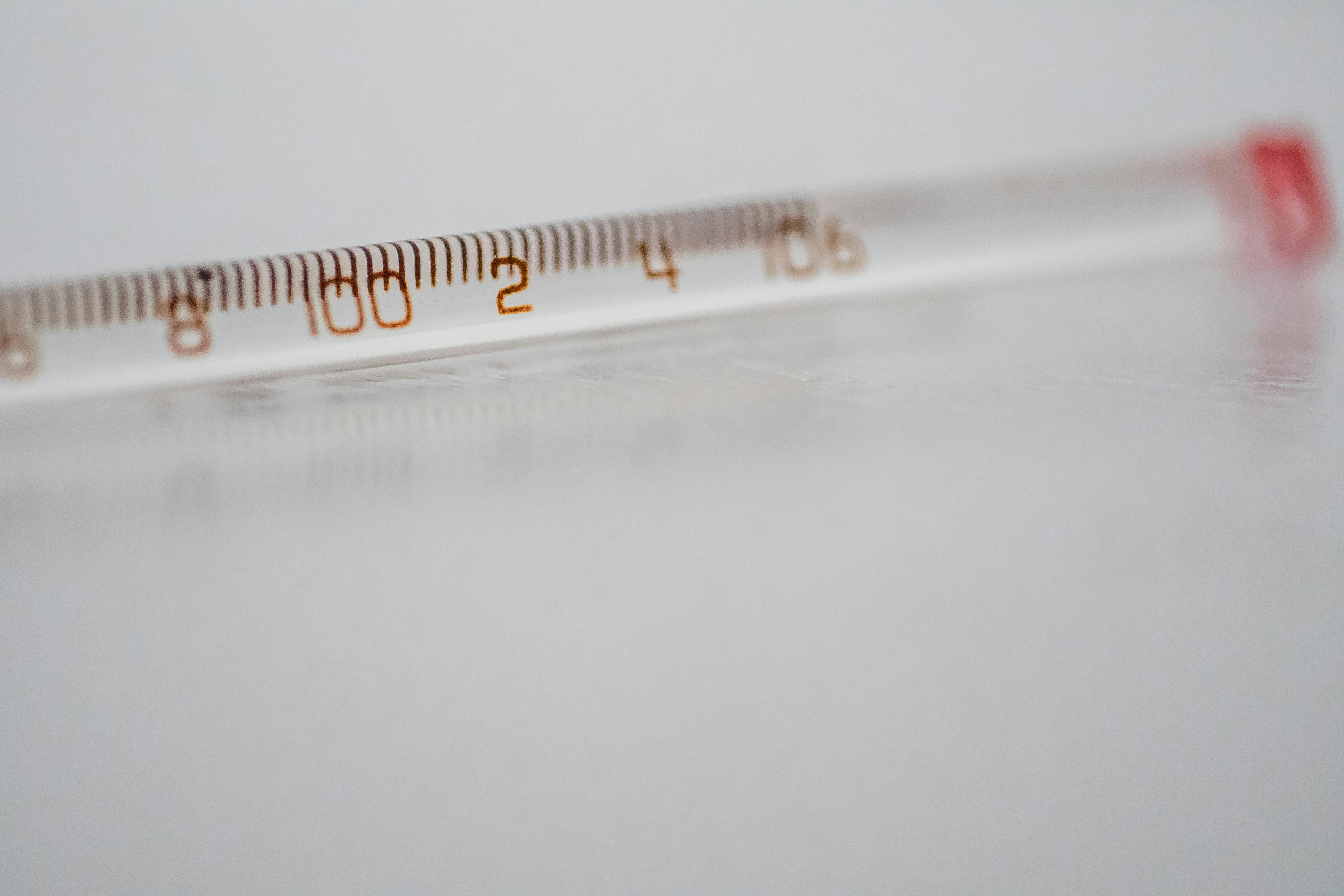 An image of a thermometer.